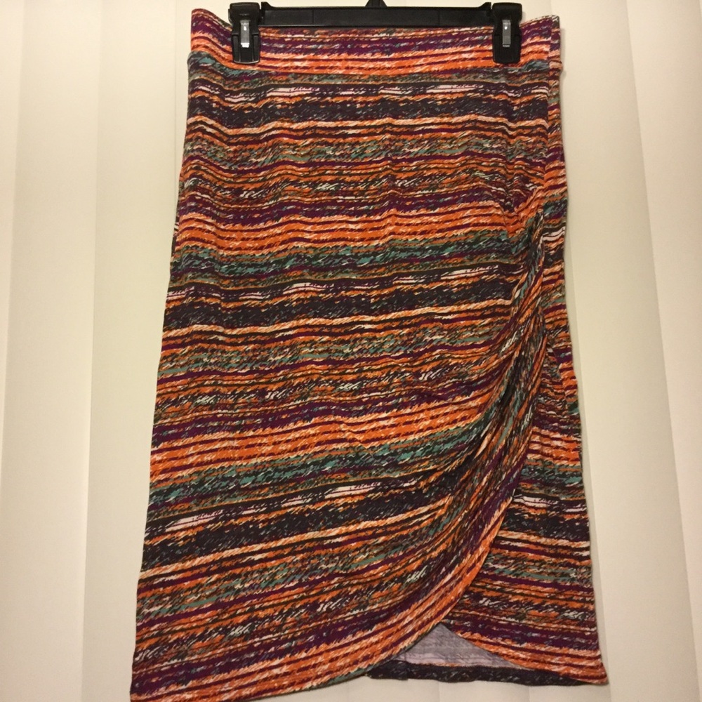 Colorful Pencil Skirt ⭐️⭐️⭐️